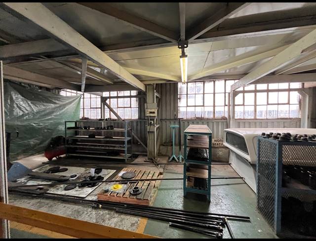 1,100M² WAREHOUSE TO LET IN SEBENZA